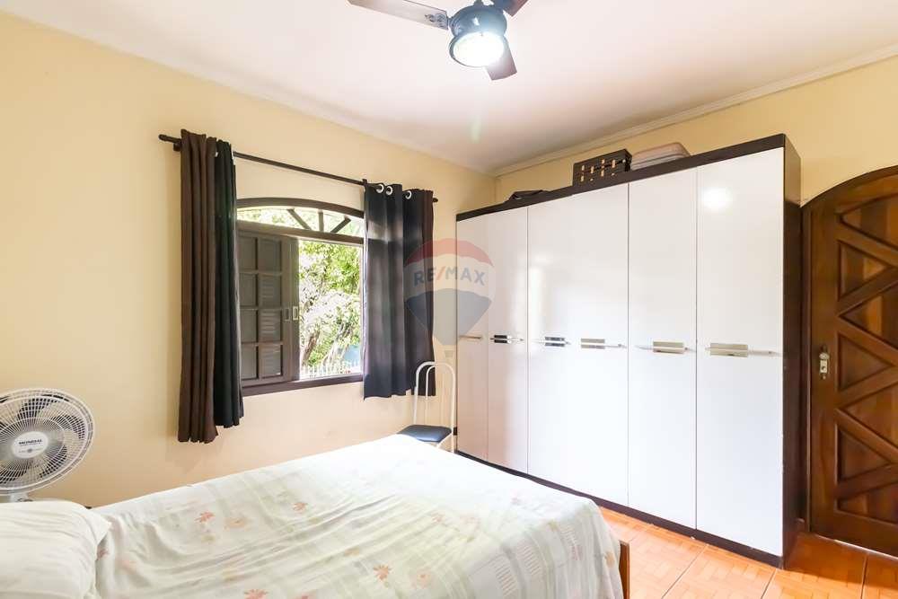 Casa à venda com 3 quartos, 250m² - Foto 5