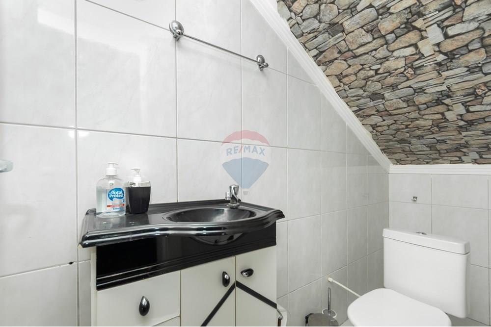 Casa à venda com 3 quartos, 180m² - Foto 15