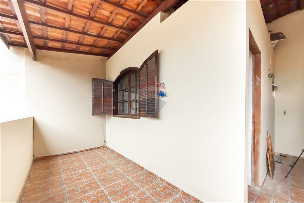 Sobrado à venda com 3 quartos, 100m² - Foto 12