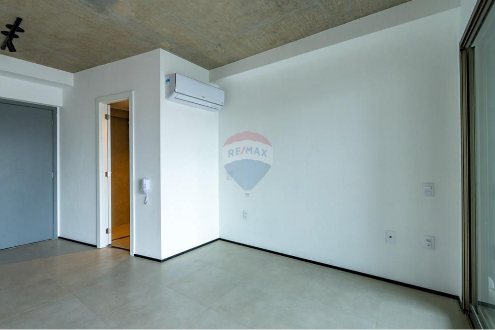 Apartamento à venda com 1 quarto, 22m² - Foto 11