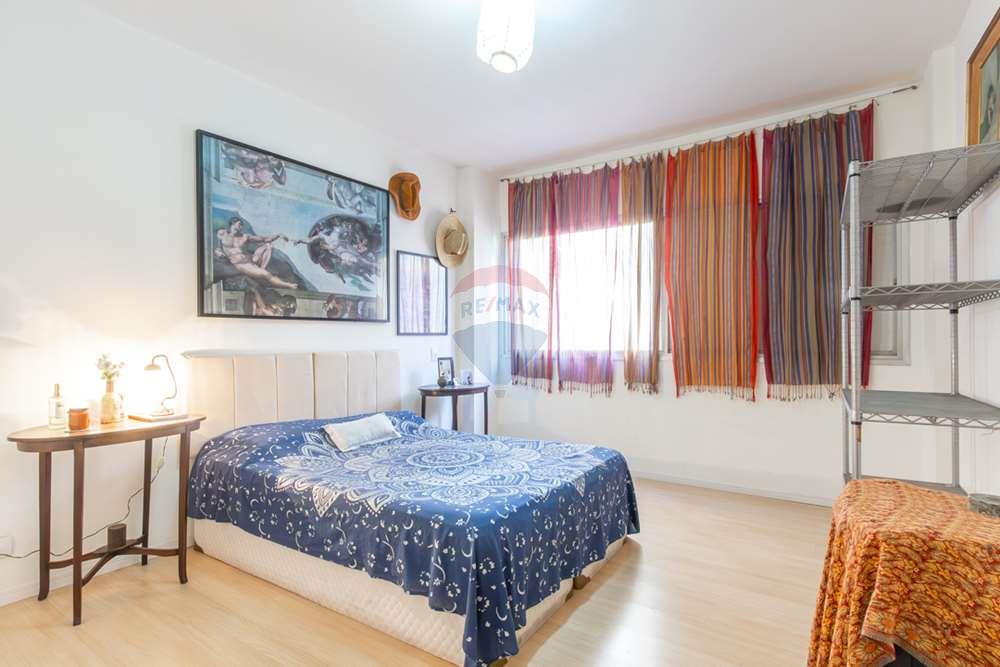 Apartamento à venda com 4 quartos, 223m² - Foto 15