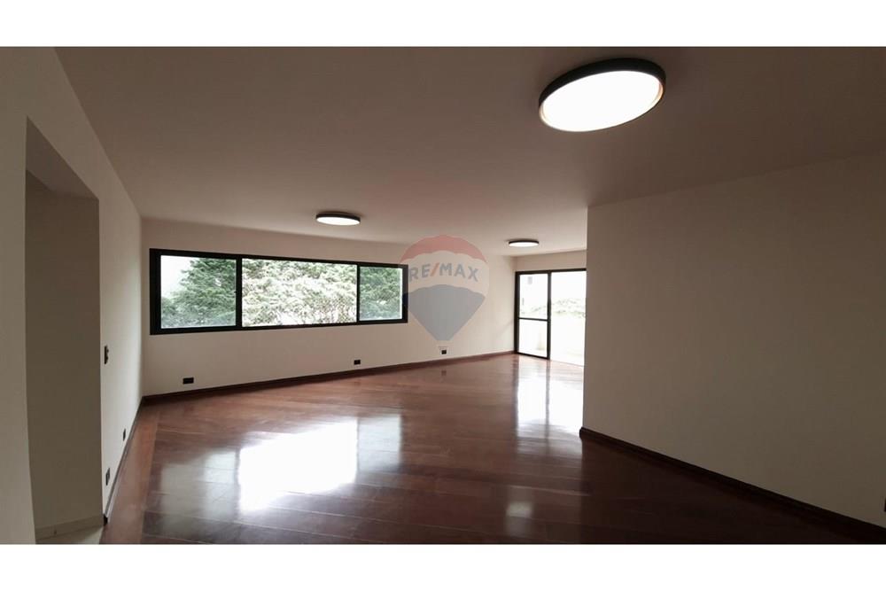 Apartamento para alugar com 4 quartos, 174m² - Foto 2