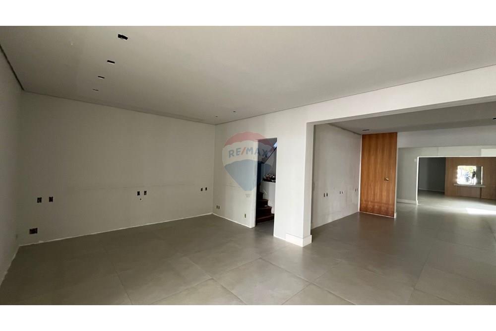 Casa Comercial - Alugar - São Paulo , São Paulo - Acesso corredor e escadas.jpeg - 602151025-17