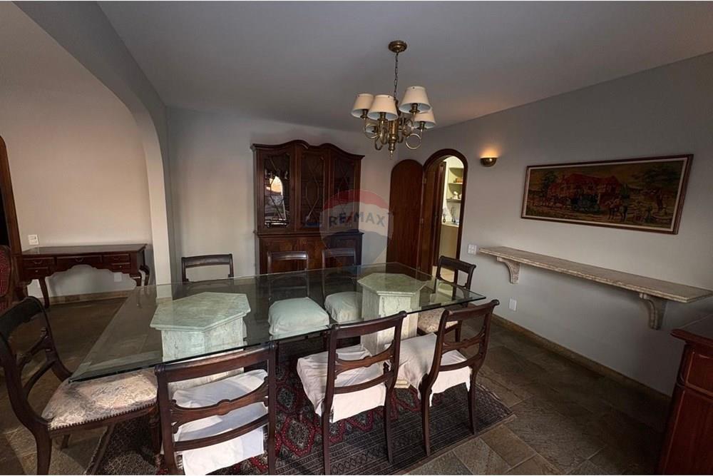 Casa para alugar com 5 quartos, 506m² - Foto 37