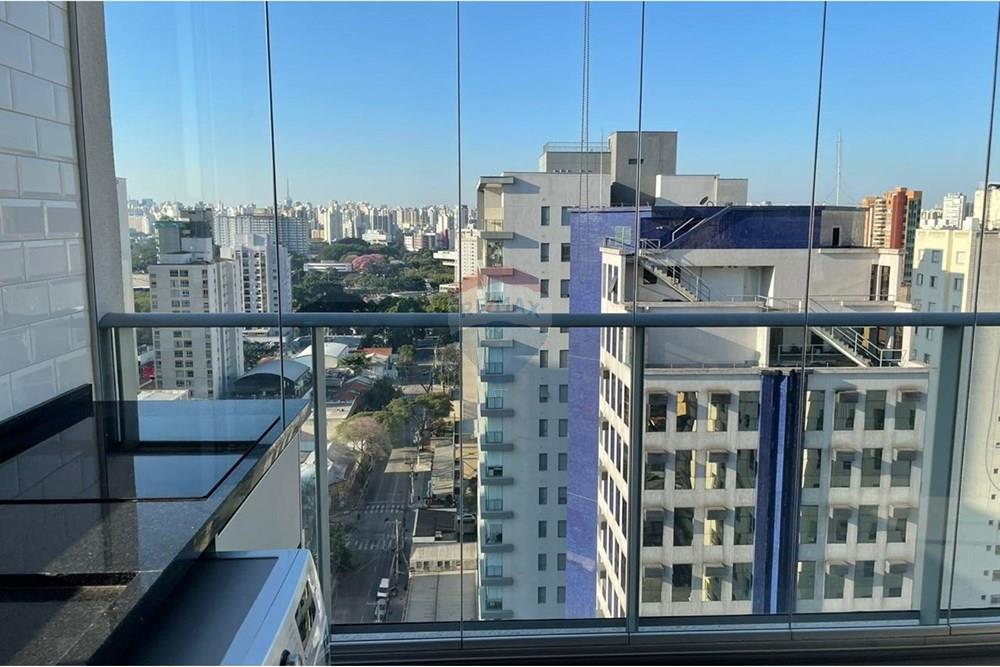 Apartamento para alugar com 1 quarto, 40m² - Foto 15