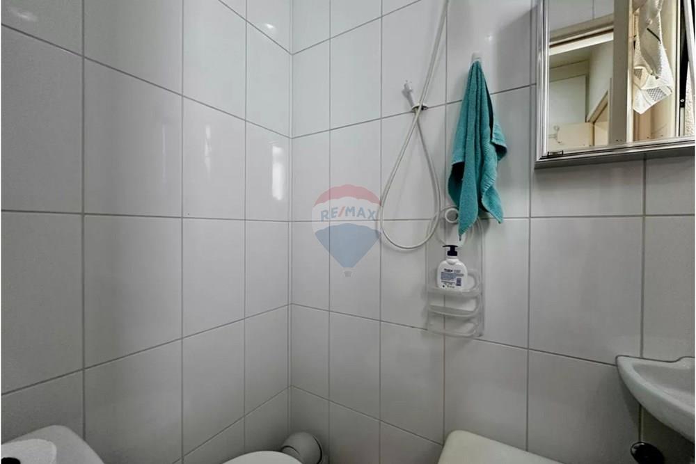 Casa de Condomínio - Alugar - São Paulo , São Paulo - Banheiro de serviço.jpg - 602141062-4