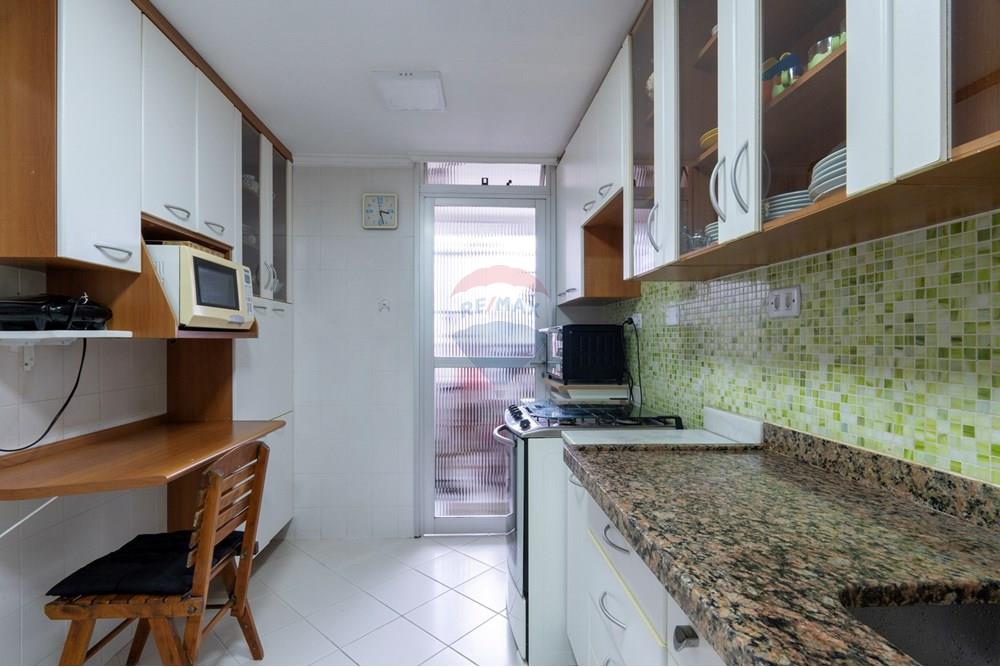 Apartamento à venda com 2 quartos, 85m² - Foto 15