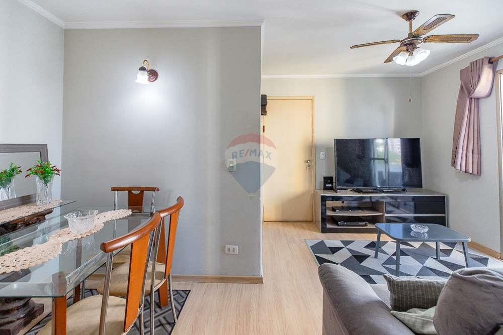 Apartamento à venda com 2 quartos, 64m² - Foto 8