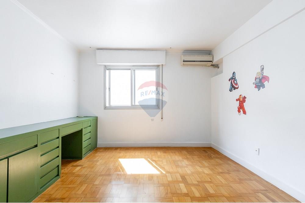 Apartamento à venda com 3 quartos, 227m² - Foto 19