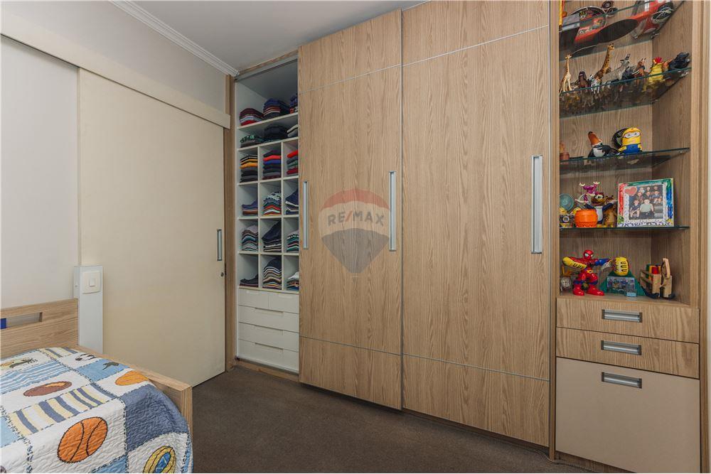 Apartamento à venda com 3 quartos, 151m² - Foto 11