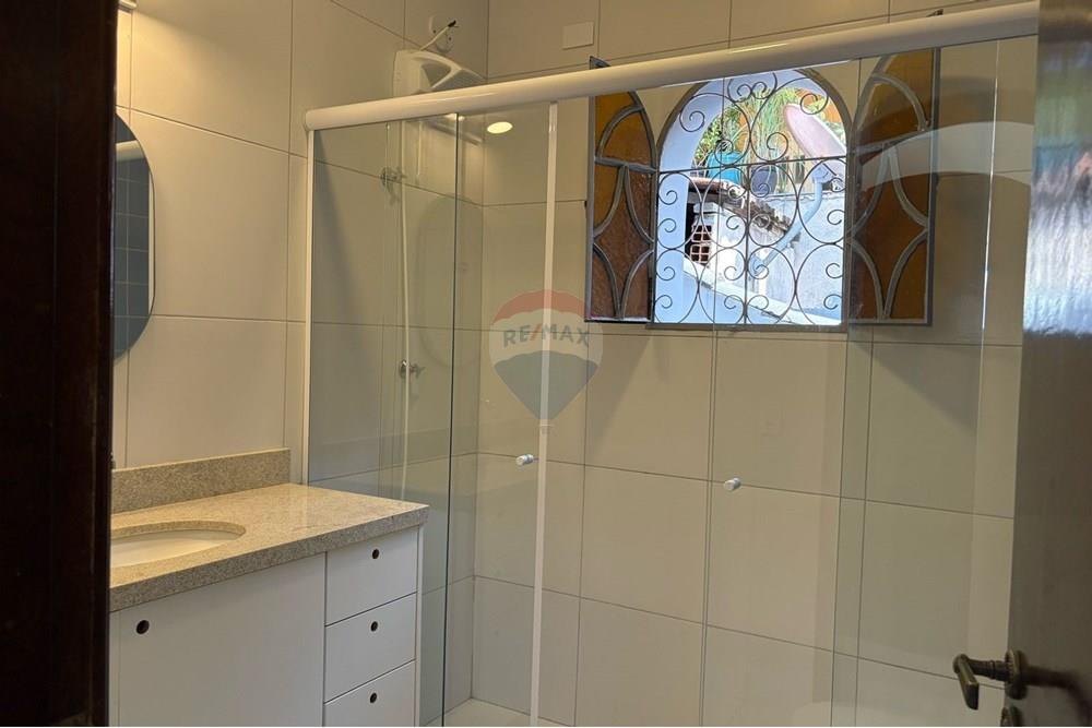 Casa para alugar com 4 quartos, 400m² - Foto 43