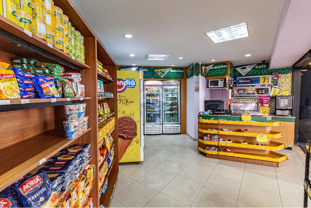 Commercieel - Benzinestation - São Paulo , São Paulo - Brazil - 01fachada_011.jpg - 601401007-49