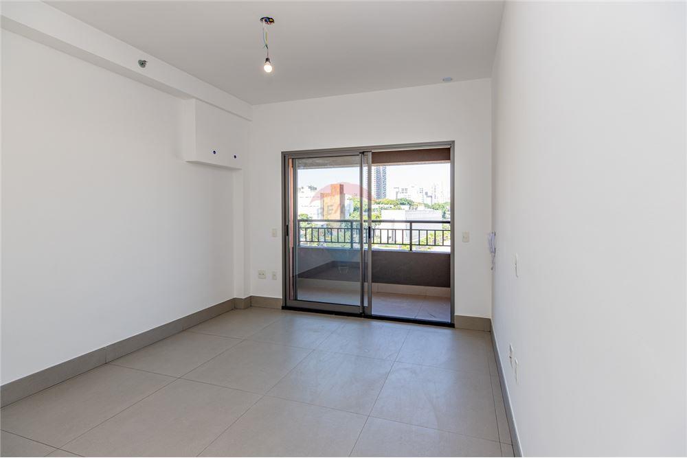 Apartamento à venda com 1 quarto, 26m² - Foto 2