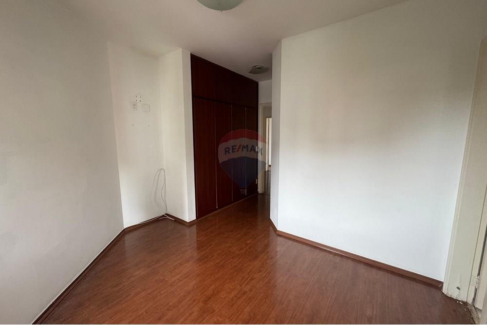 Apartamento para alugar com 2 quartos, 102m² - Foto 11