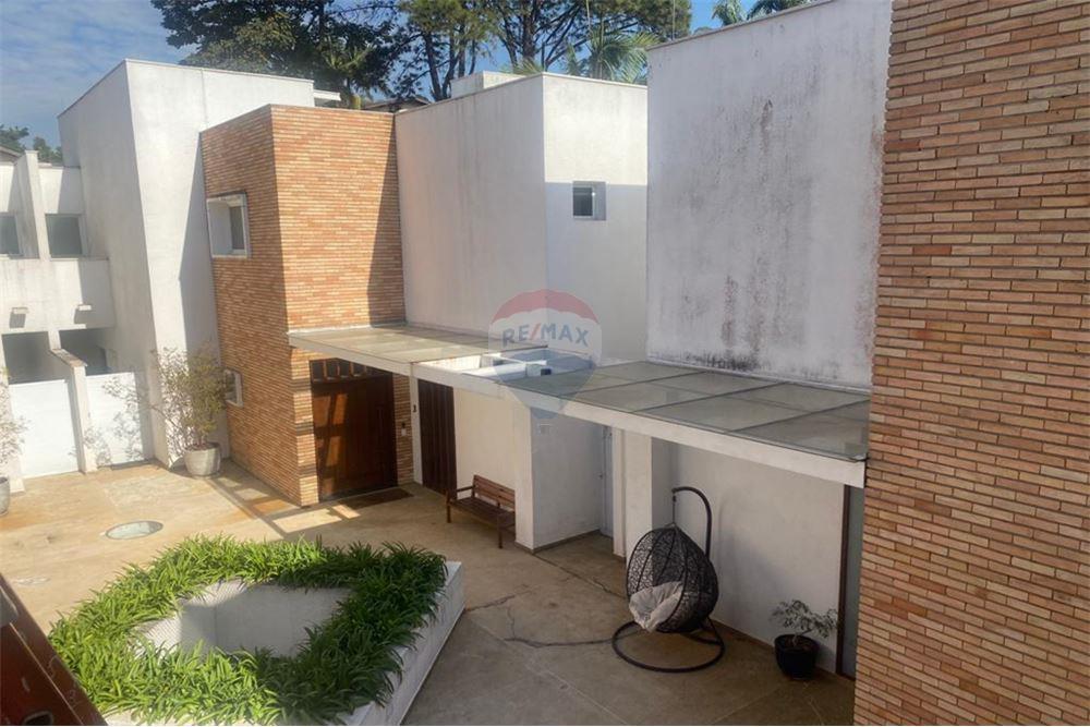 Casa de Condomínio para alugar com 4 quartos, 490m² - Foto 24