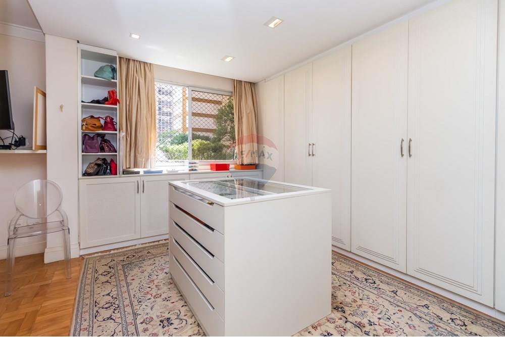 Residential - Leilighet - Sao Paulo , Sao Paulo - BR - 18- CLOSET SUITE.jpg - Dressing Room - 601081048-44