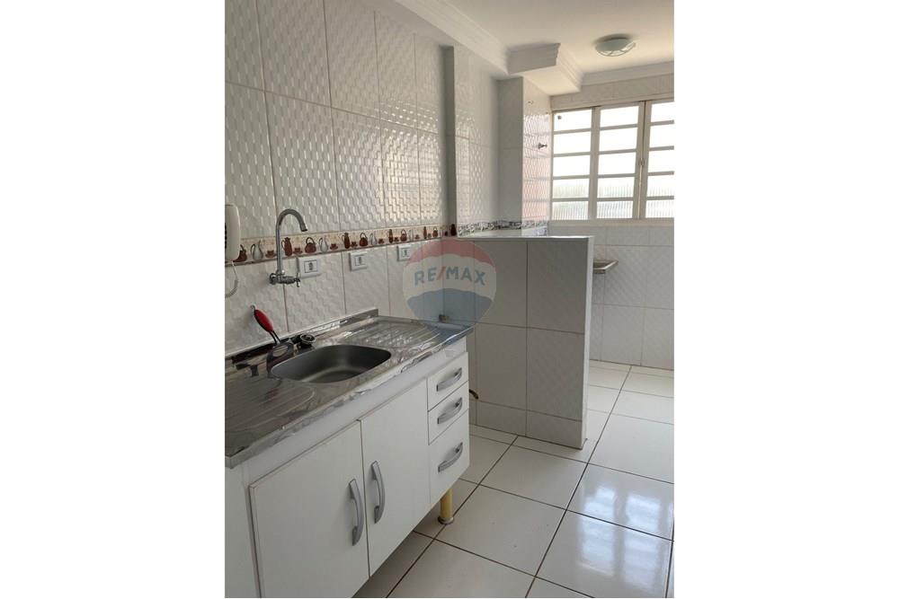 Apartamento para alugar com 2 quartos, 40m² - Foto 6