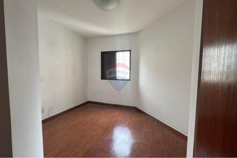 Apartamento para alugar com 2 quartos, 102m² - Foto 8