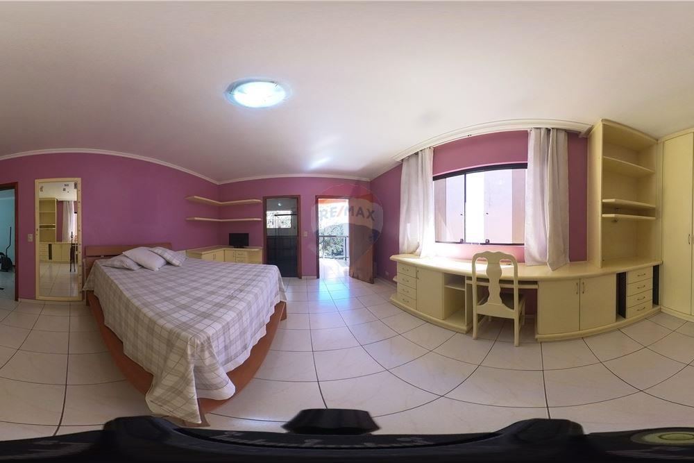 Elamine - Eramu - Diadema , Sao Paulo - BR - 93 - 601251090-64