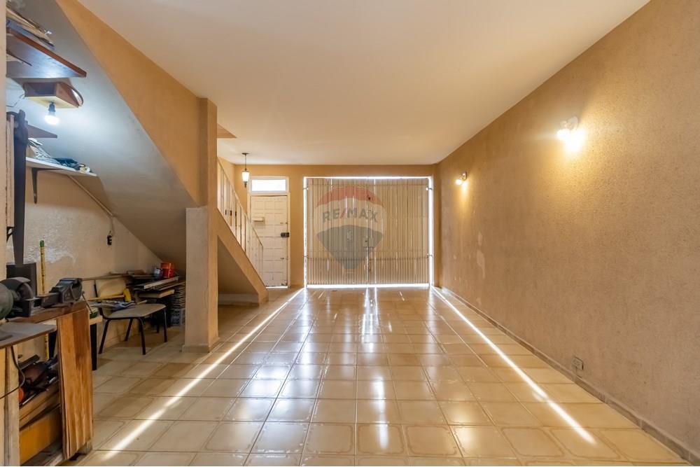 Casa à venda com 3 quartos, 138m² - Foto 4