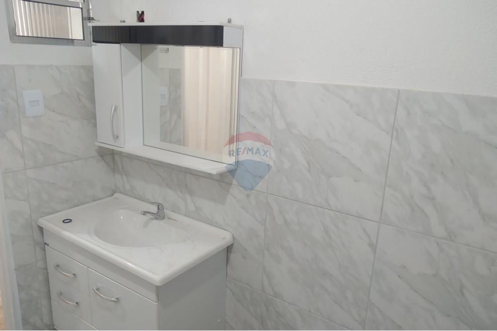 Casa para alugar com 1 quarto, 50m² - Foto 16