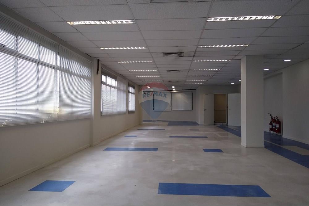 Prédio Inteiro para alugar, 3585m² - Foto 19