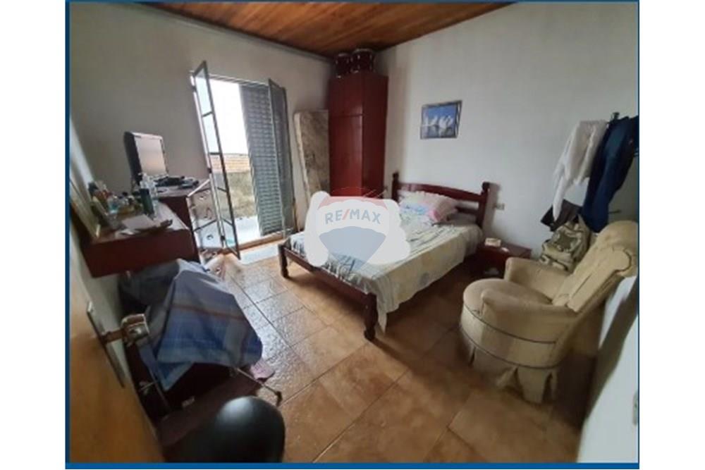 Casa à venda com 6 quartos, 188m² - Foto 16