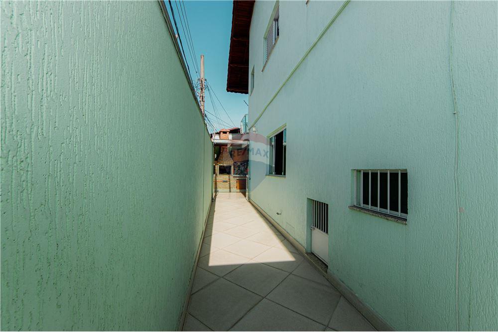 Casa à venda com 3 quartos, 200m² - Foto 9