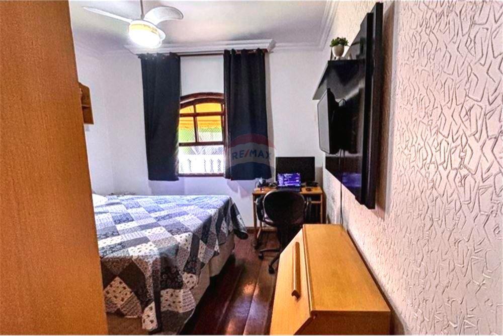 Casa à venda com 3 quartos, 150m² - Foto 12