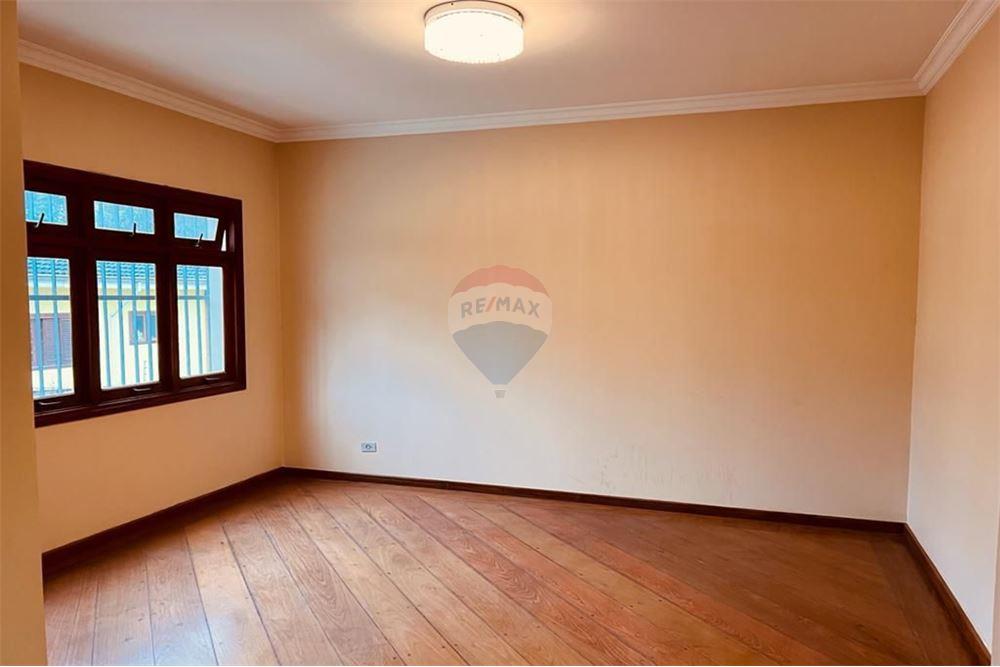 Casa para alugar com 4 quartos, 500m² - Foto 14