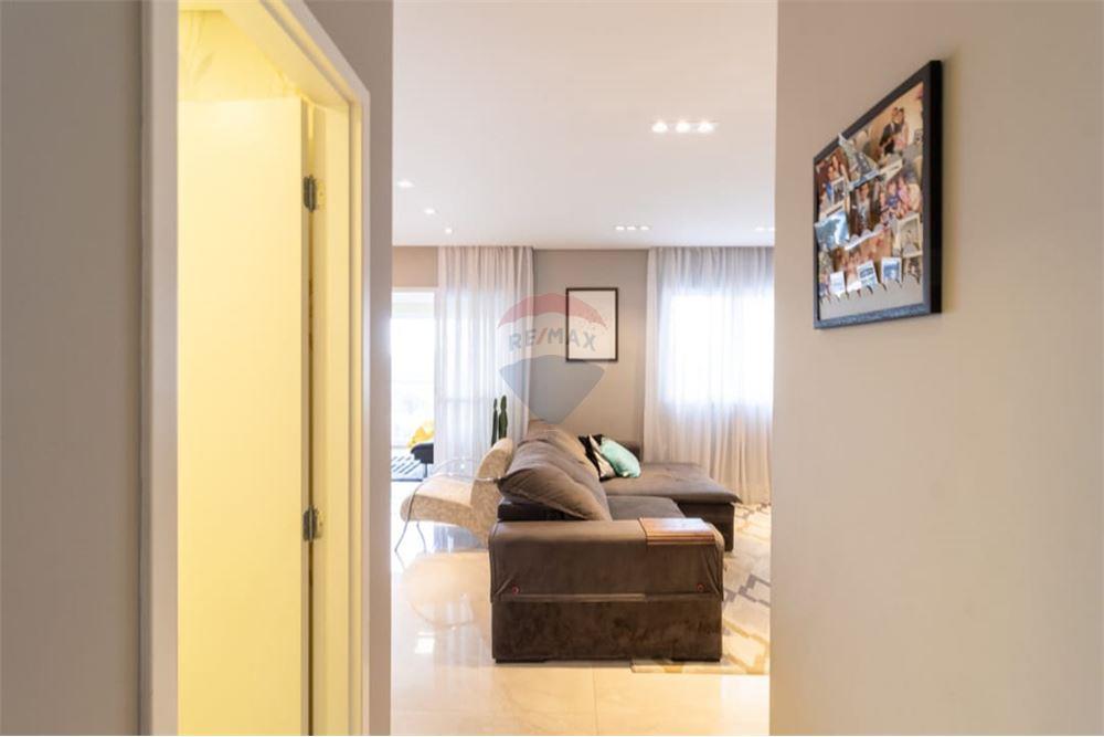 Apartamento à venda com 3 quartos, 136m² - Foto 4