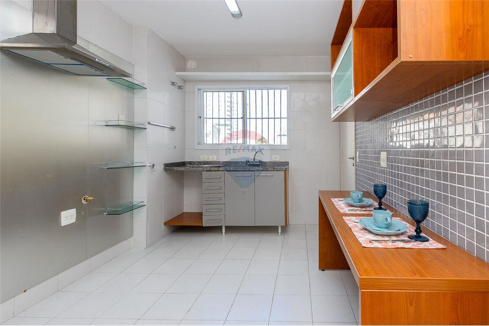 Apartamento à venda com 3 quartos, 115m² - Foto 13