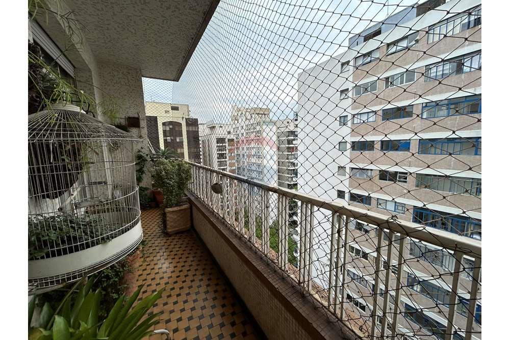 Apartamento para alugar com 3 quartos, 290m² - Foto 22