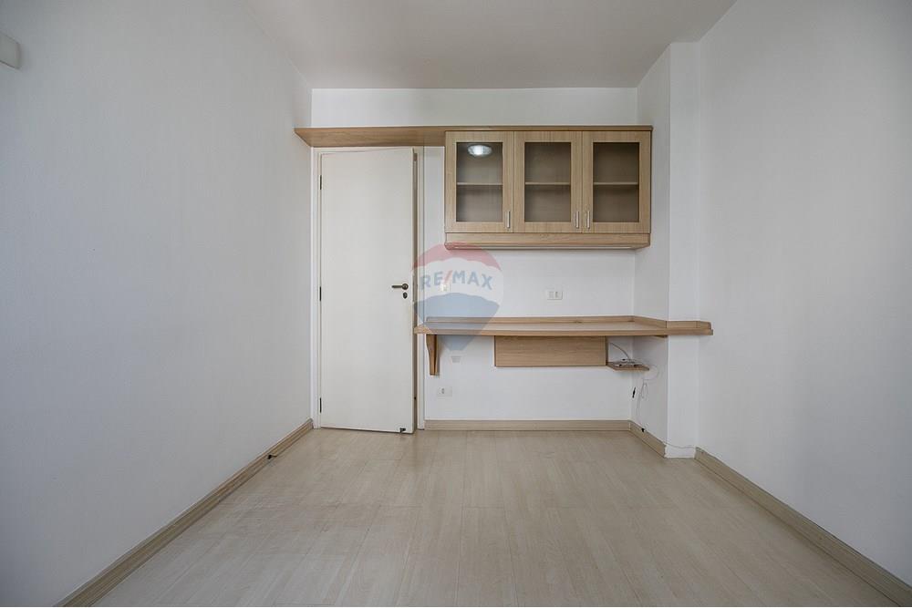 Apartamento à venda com 3 quartos, 116m² - Foto 18