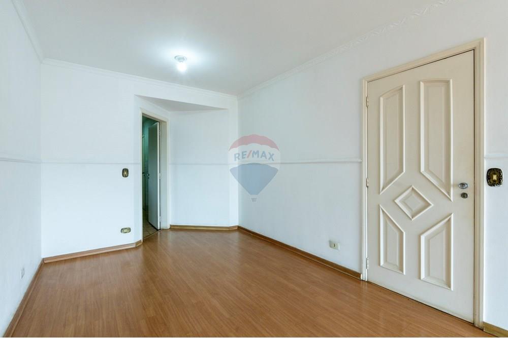 Apartamento à venda com 3 quartos, 108m² - Foto 2