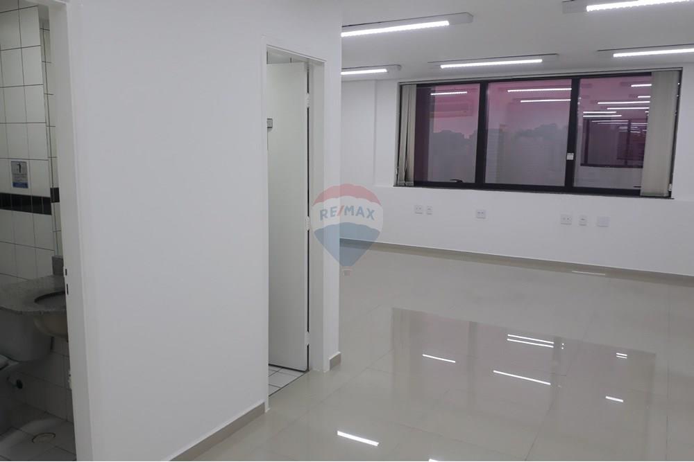 บ้านที่กั้นเป็นสองส่วน - สำนักงาน - เซาเปาโล , เซาเปาโล - BR - 6.jpg - 602291021-210