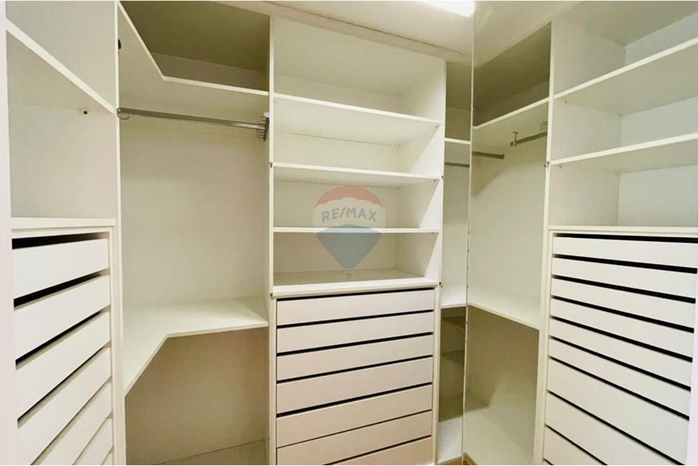 Apartamento para alugar com 3 quartos, 215m² - Foto 12