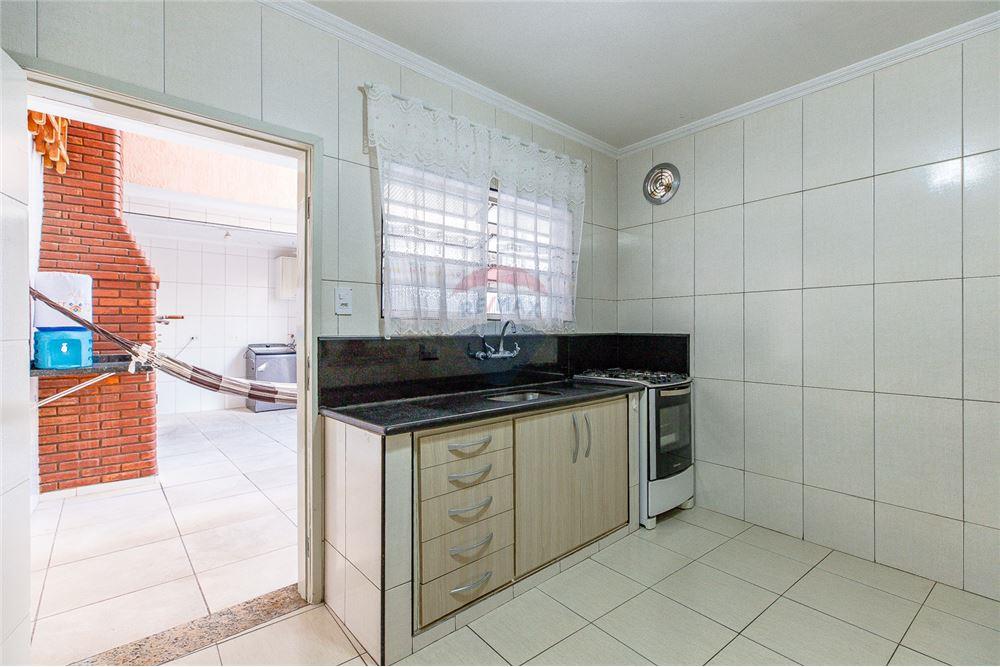 Sobrado à venda com 3 quartos, 260m² - Foto 18