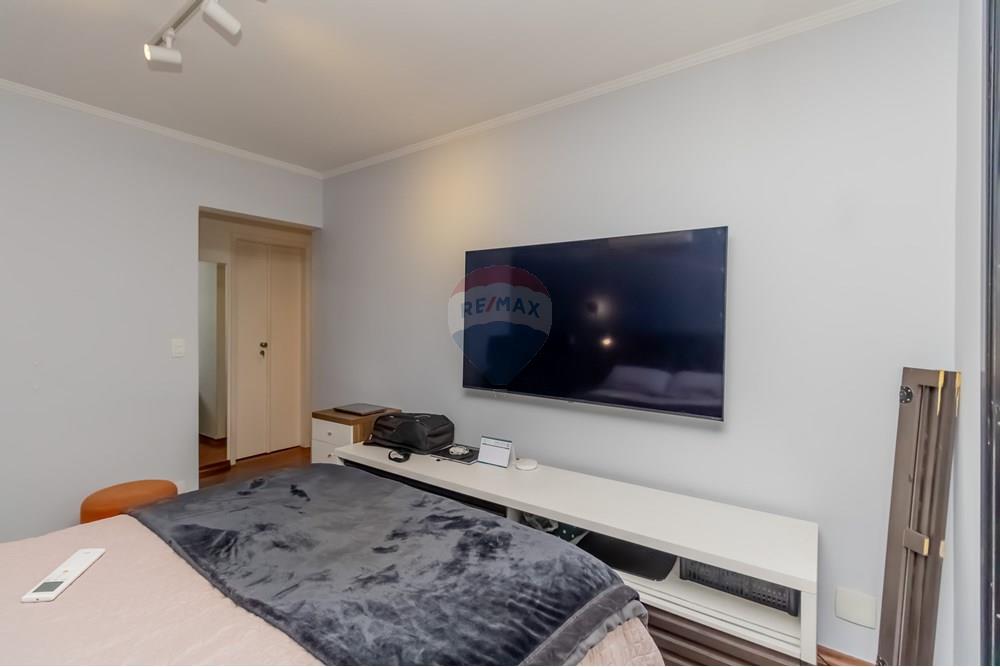 Apartamento à venda com 4 quartos, 203m² - Foto 15