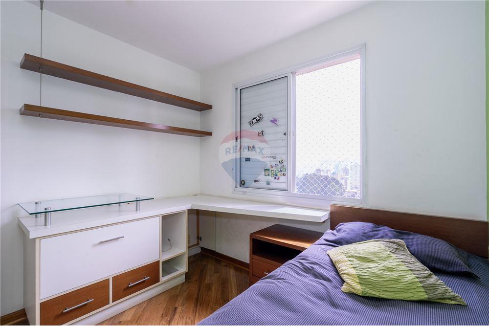 Apartamento à venda com 4 quartos, 145m² - Foto 32