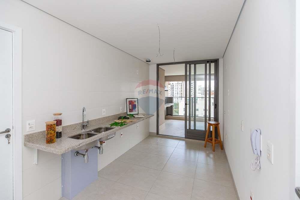 Apartamento à venda com 4 quartos, 232m² - Foto 24