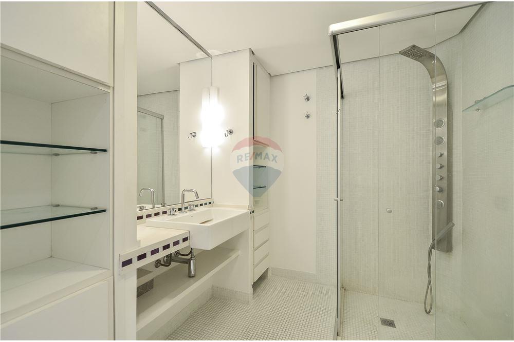 Apartamento à venda com 3 quartos, 325m² - Foto 26