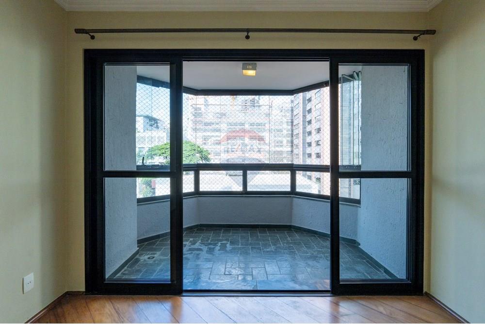 Apartamento à venda com 3 quartos, 105m² - Foto 7