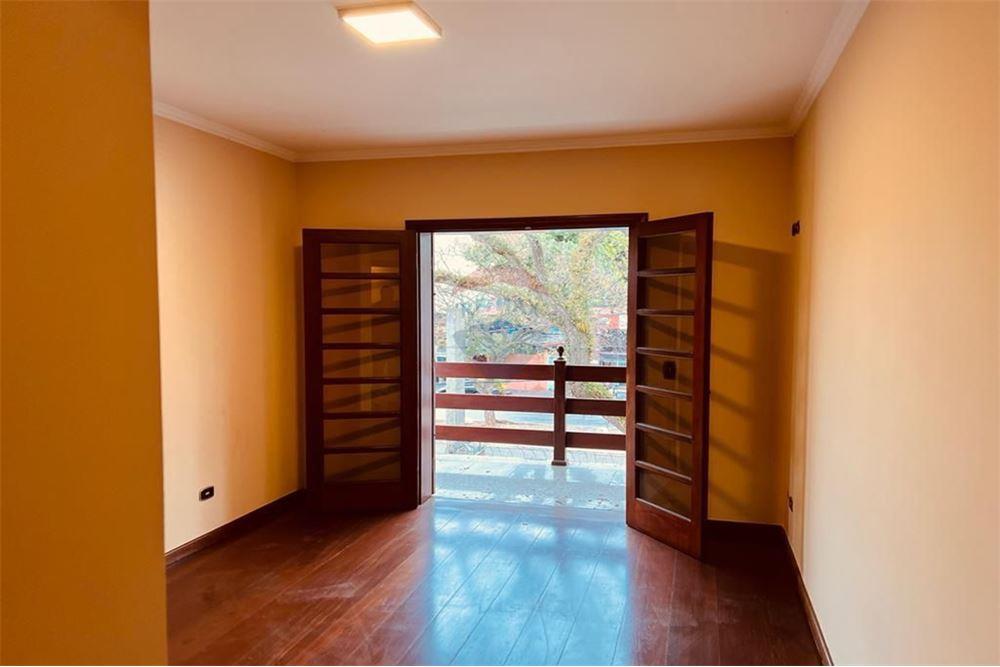 Casa para alugar com 4 quartos, 500m² - Foto 21