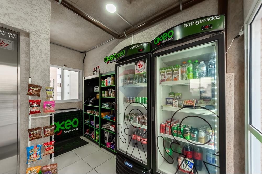 Apartamento à venda com 2 quartos, 40m² - Foto 23