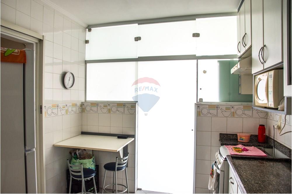 Apartamento à venda com 3 quartos, 120m² - Foto 14