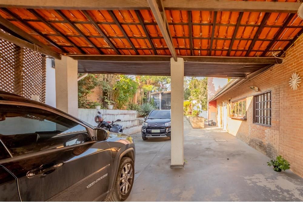 Casa à venda com 6 quartos, 680m² - Foto 22