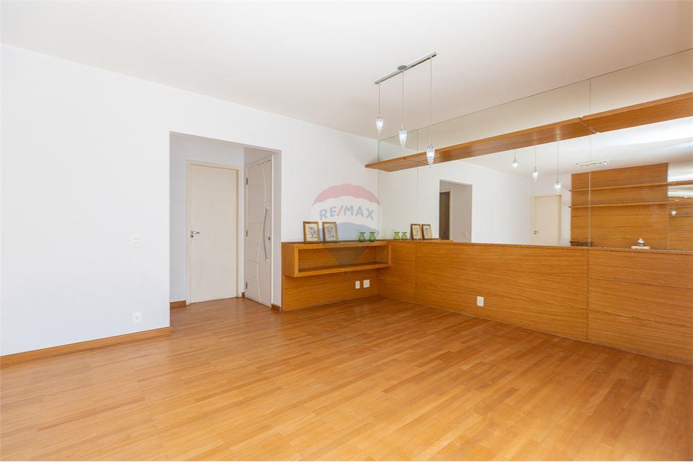 Apartamento à venda com 3 quartos, 115m² - Foto 3