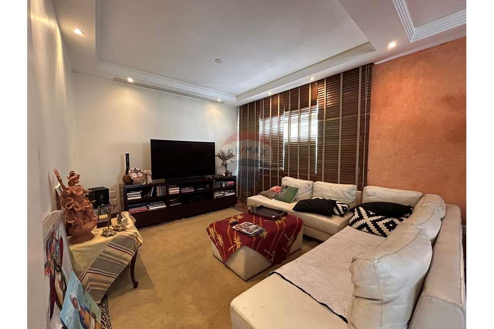 Apartamento para alugar com 3 quartos, 290m² - Foto 4