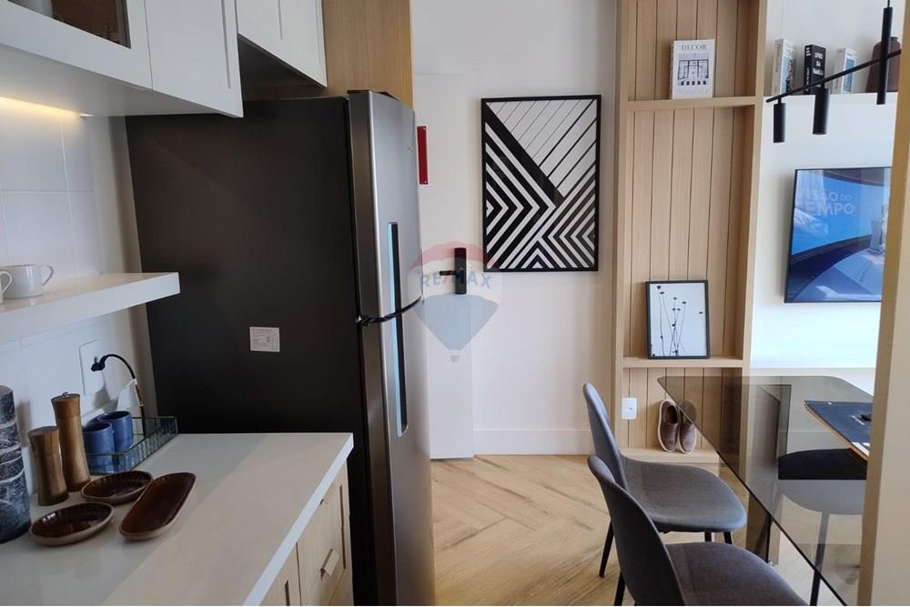 Apartamento à venda com 2 quartos, 38m² - Foto 12